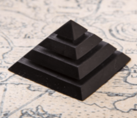 Sakkara polished shungite pyramid